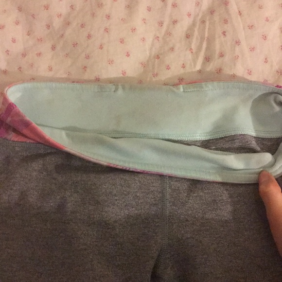 Ivivva Rhythmic Crop Size 12 - Picture 6 of 6